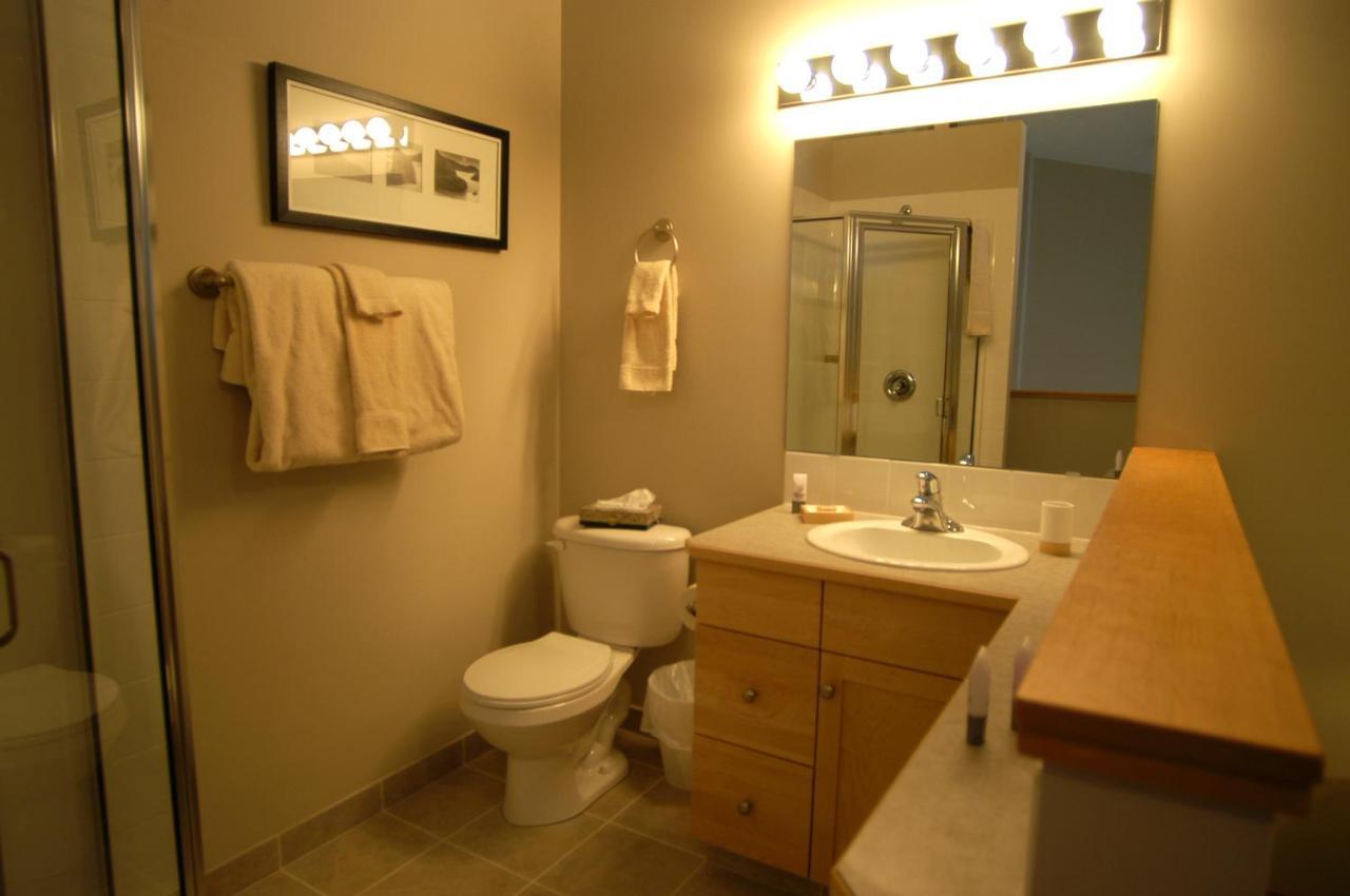 Apartment 407, Contemporary Decor Canmore Dış mekan fotoğraf